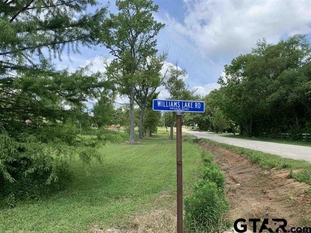0.5 acres in Smith County - photo 3