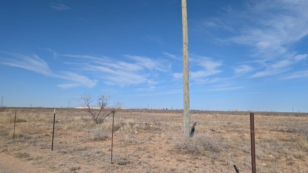 13.28 acres in Midland County gallery image 3