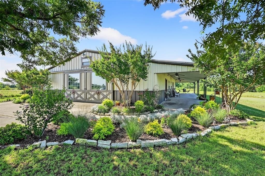 11.04 acres in Denton County