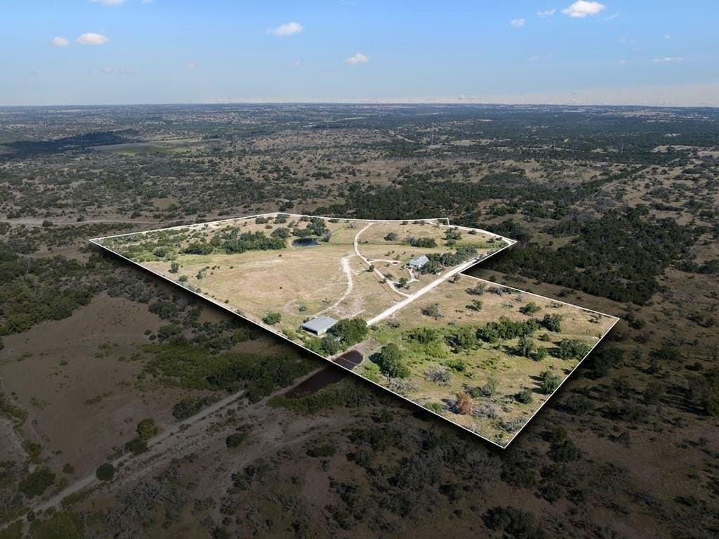 39.09 acres in Gillespie County gallery image 2