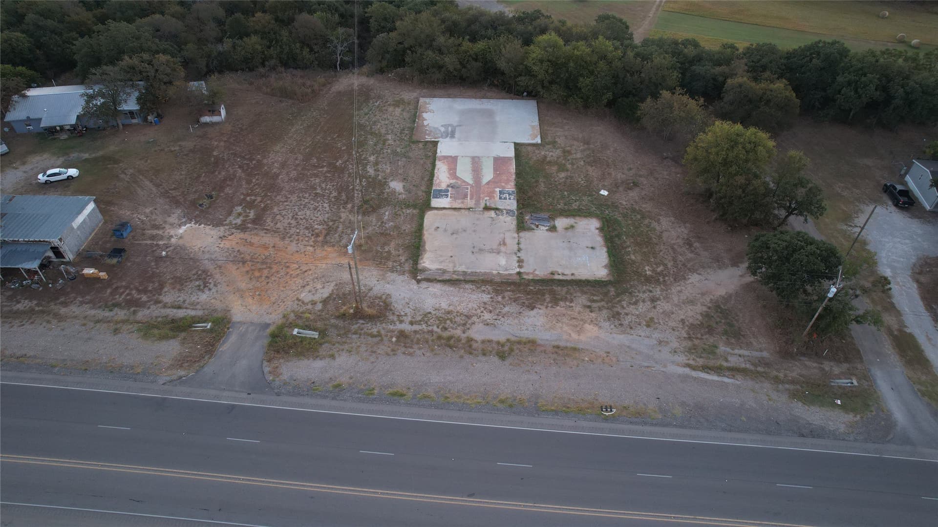 0.95 acres in Palo Pinto County - photo 3