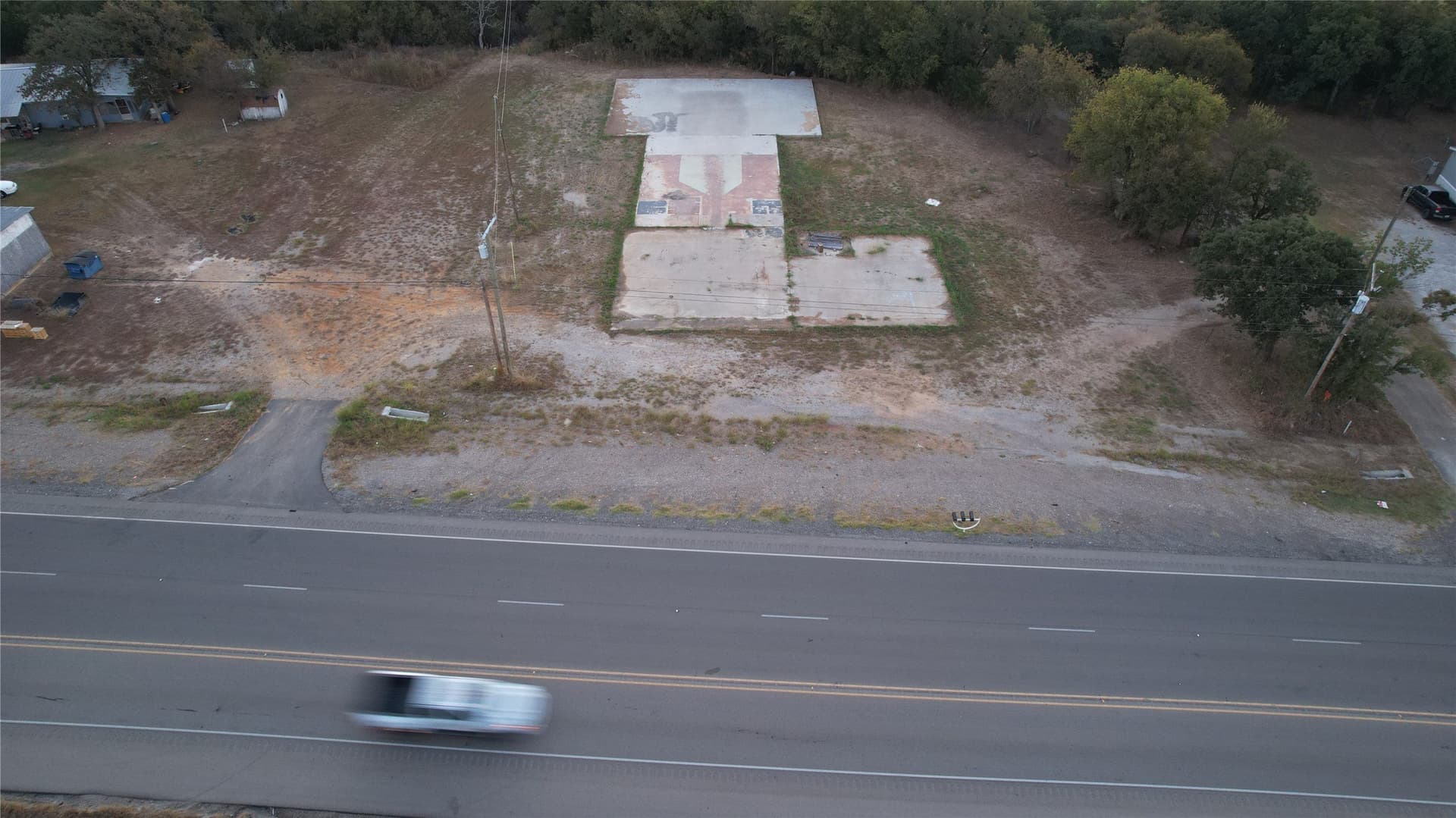 0.95 acres in Palo Pinto County - photo 4
