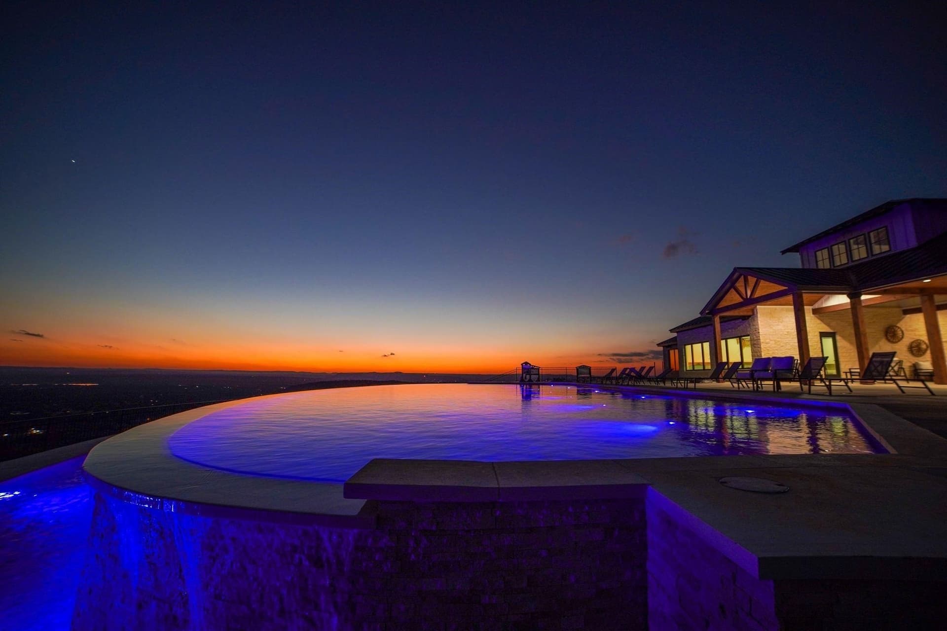 4.57 acres in Burnet County gallery image 3