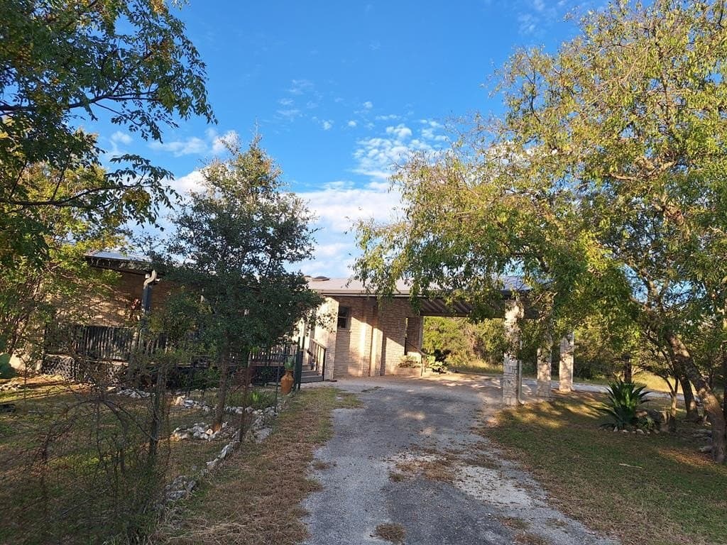 12.99 acres in Bandera County - photo 11
