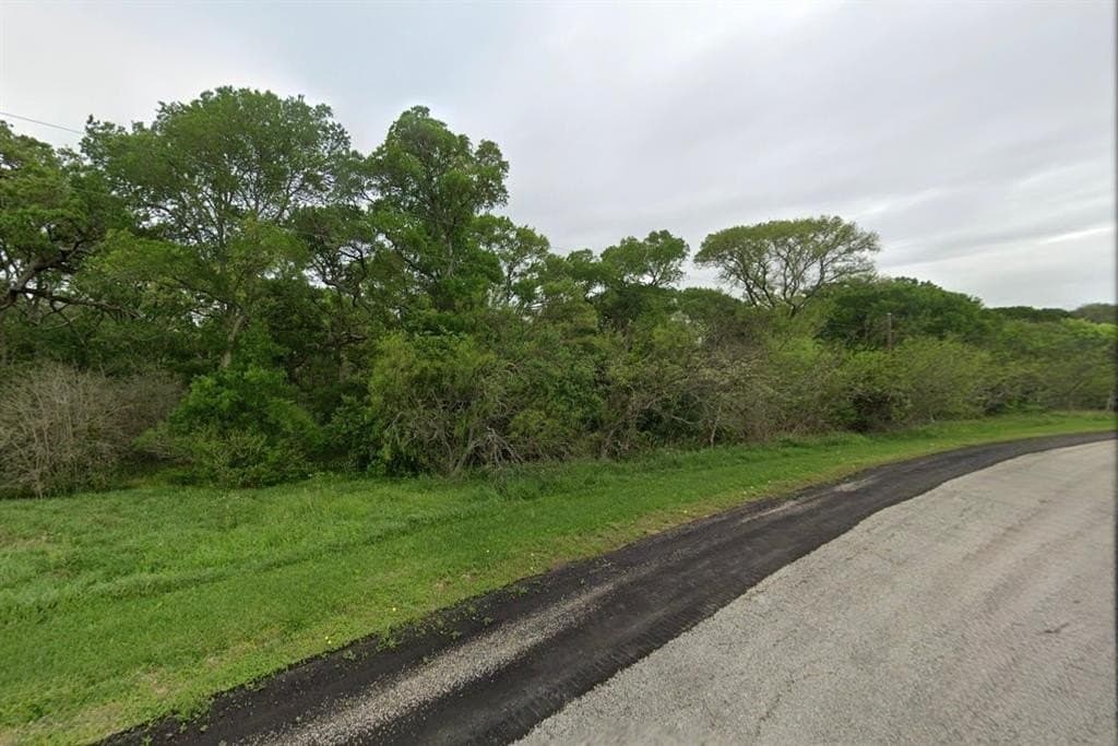 1 acres in Matagorda County gallery image 2