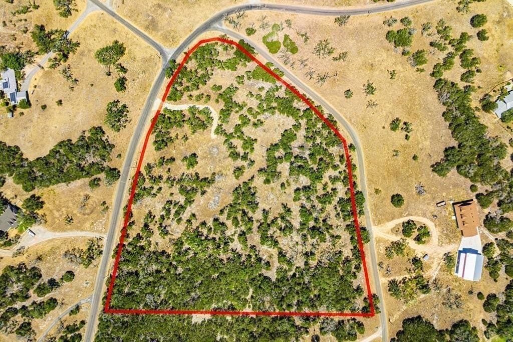 8.93 acres in Gillespie County gallery image 2