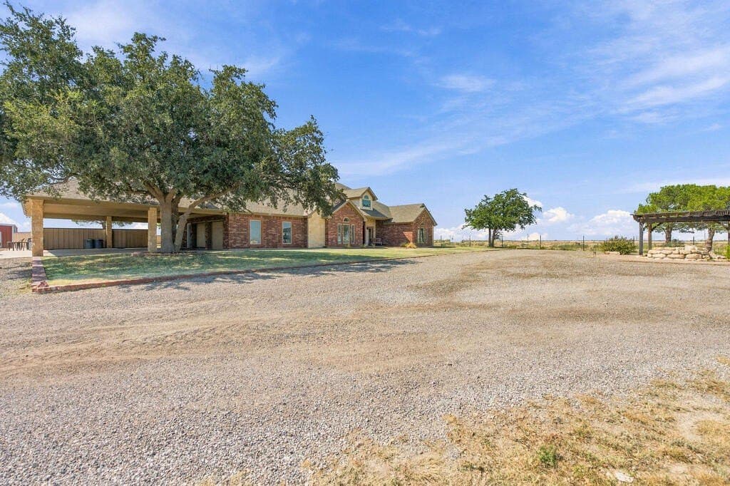 32.56 acres in Midland County - photo 4