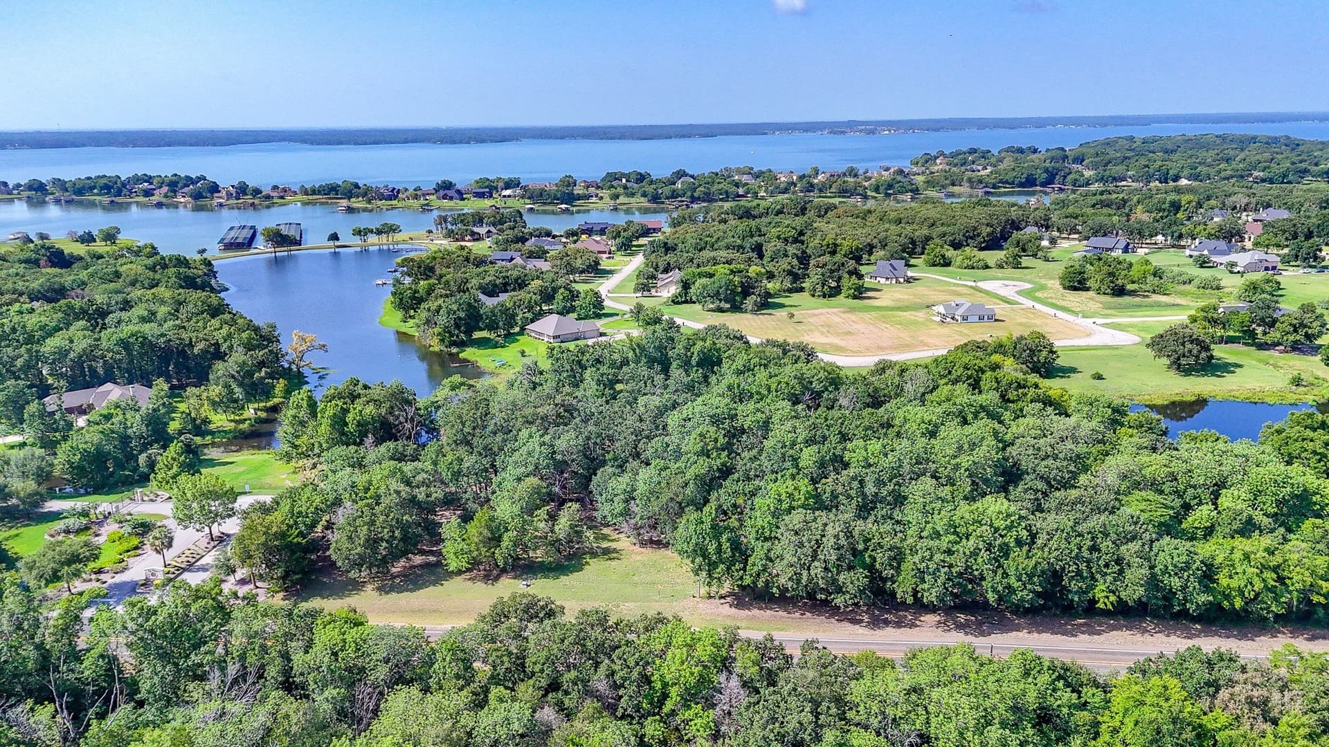 1.05 acres in Navarro County - photo 23
