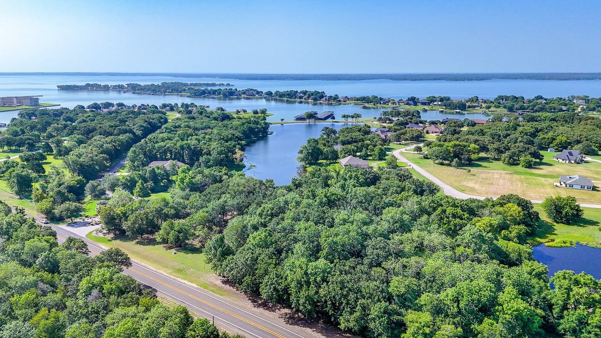 1.05 acres in Navarro County - photo 27