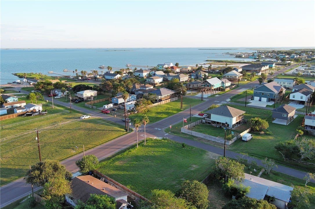 0.23 acres in Nueces County - photo 4