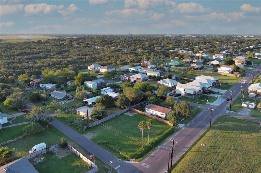 0.23 acres in Nueces County - photo 5