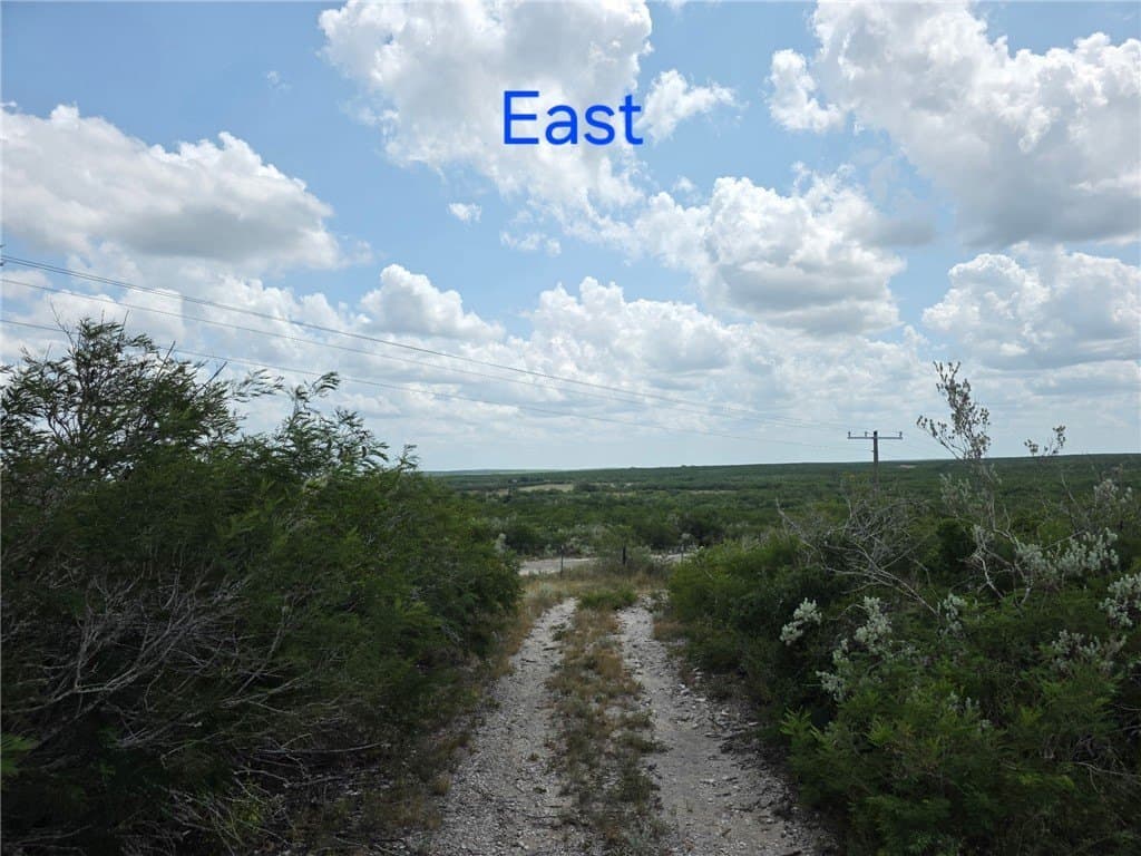 10 acres in Jim Wells County