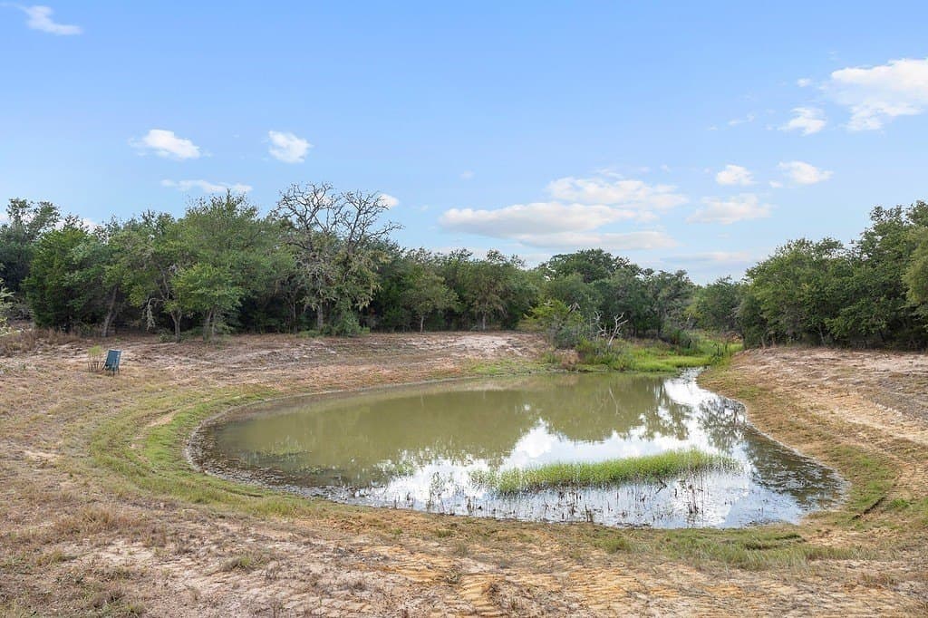 29.87 acres in Lavaca County - photo 18