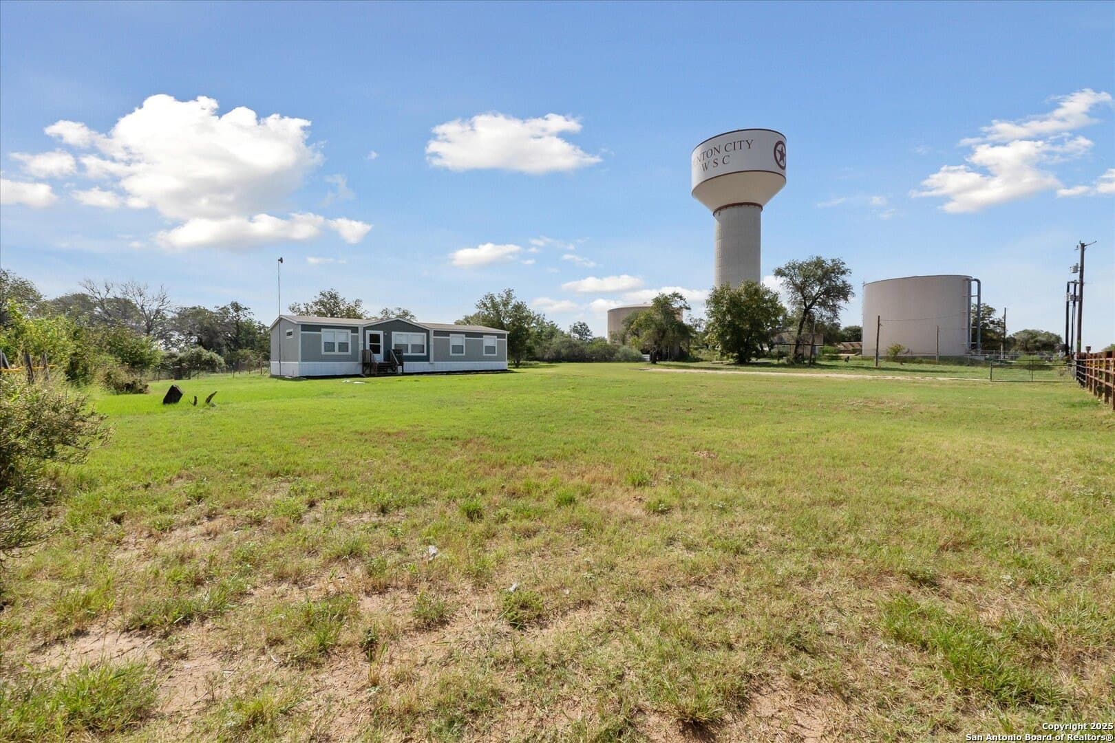 10.16 acres in Atascosa County gallery image 4