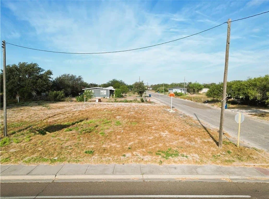 0.16 acres in Duval County - photo 4