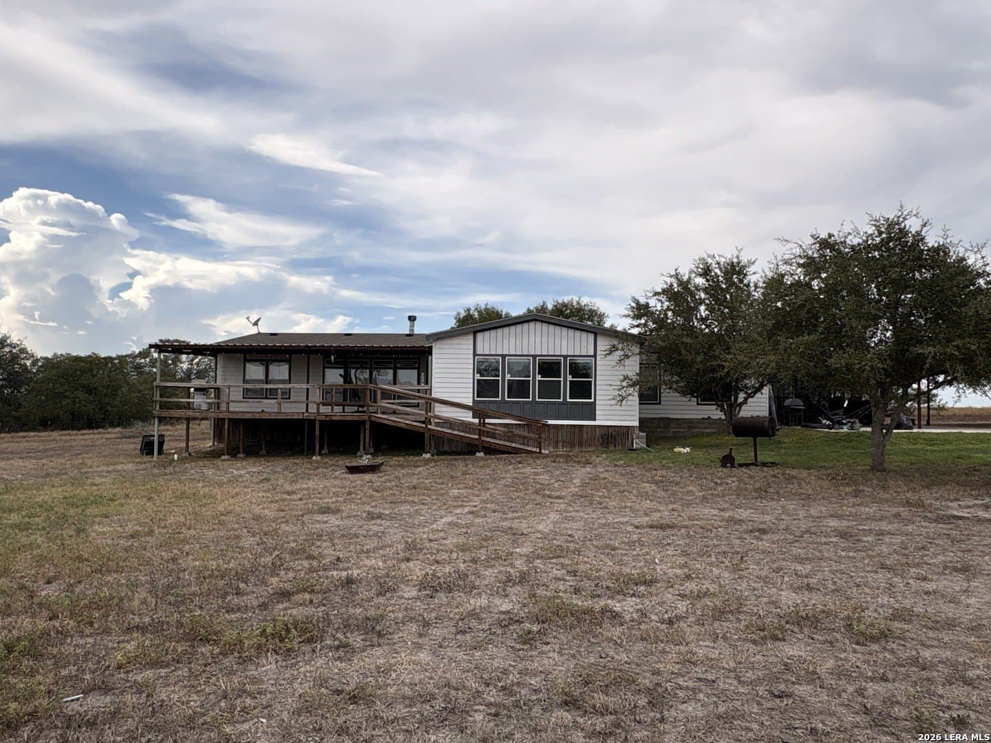 5.58 acres in Karnes County - photo 2