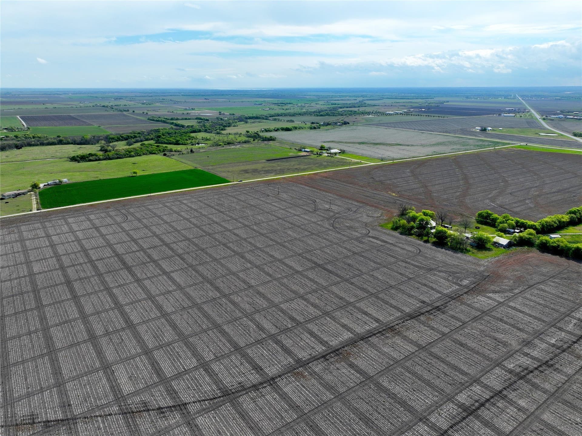 10.02 acres in Hill County - photo 3