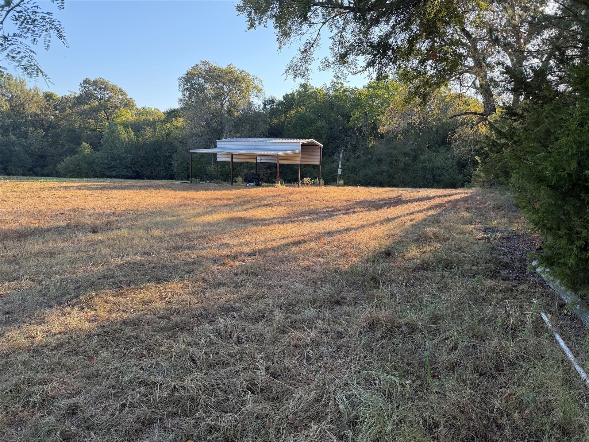 3.9 acres in Lamar County - photo 5