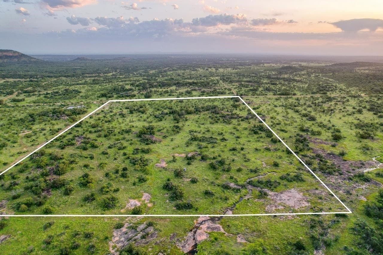 28.49 acres in Llano County gallery image 2
