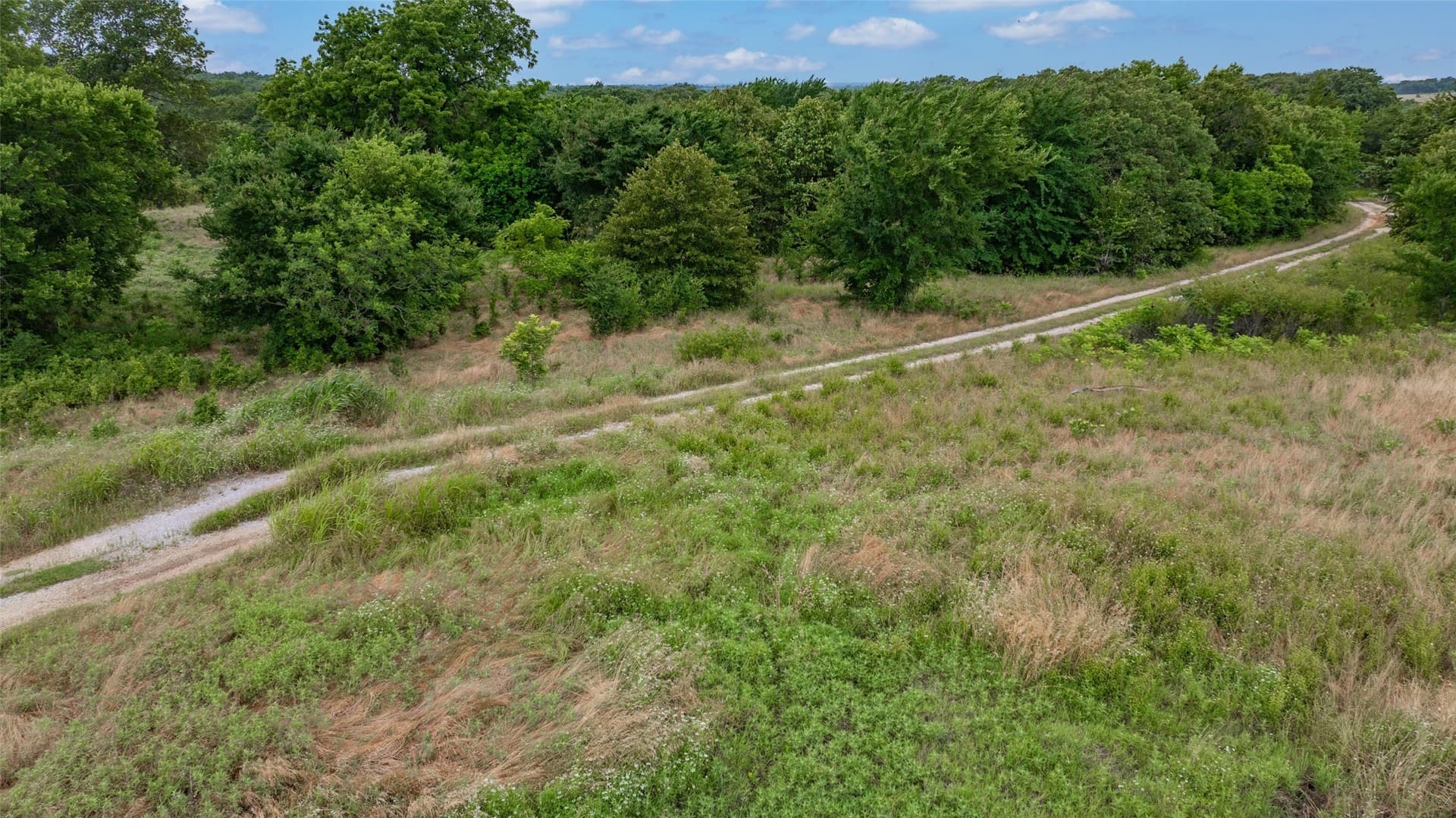 33.6 acres in Cooke County - photo 12