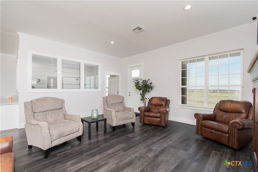 27.65 acres in McLennan County gallery image 4