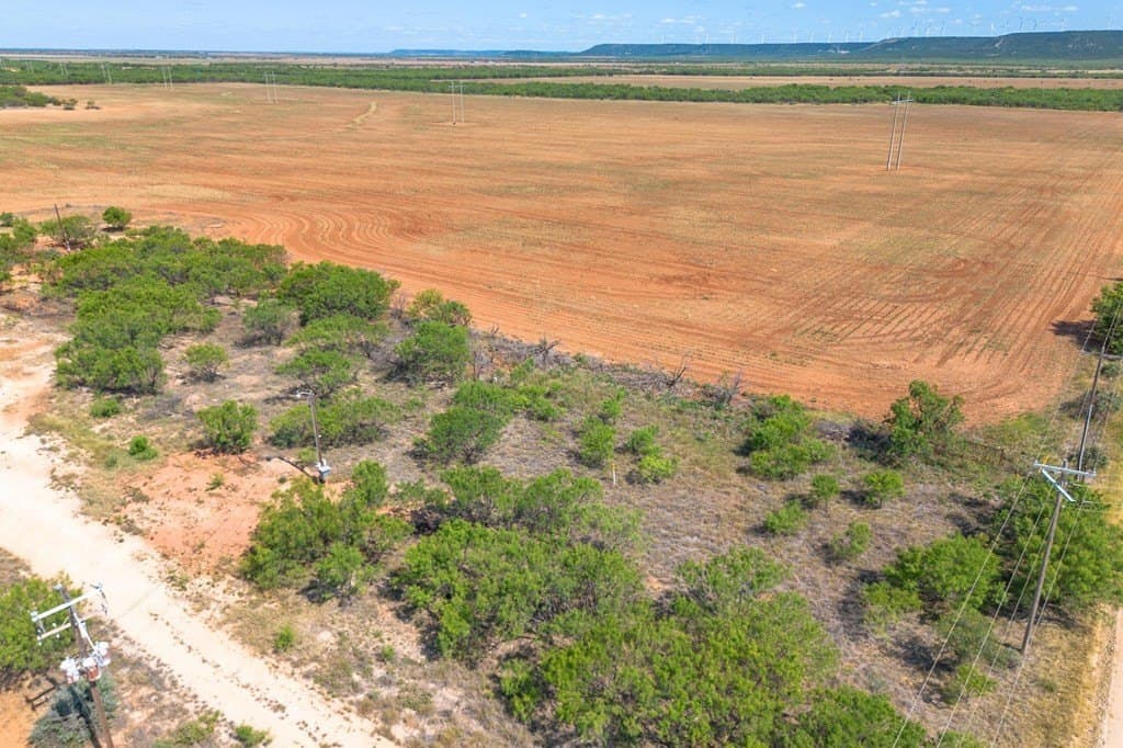 1.26 acres in Nolan County - photo 8