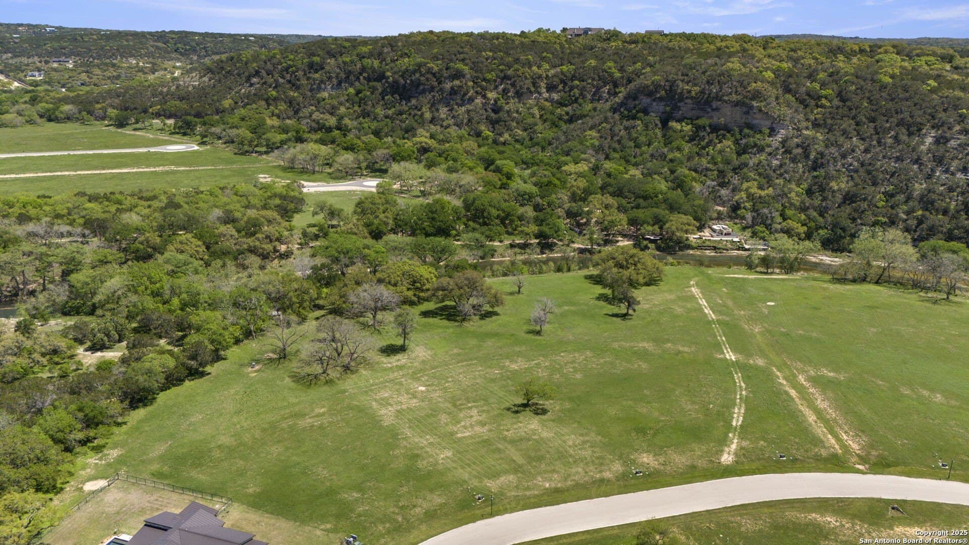 1.18 acres in Comal County - photo 4