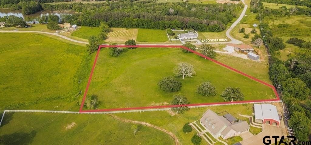 4.11 acres in Henderson County gallery image 4
