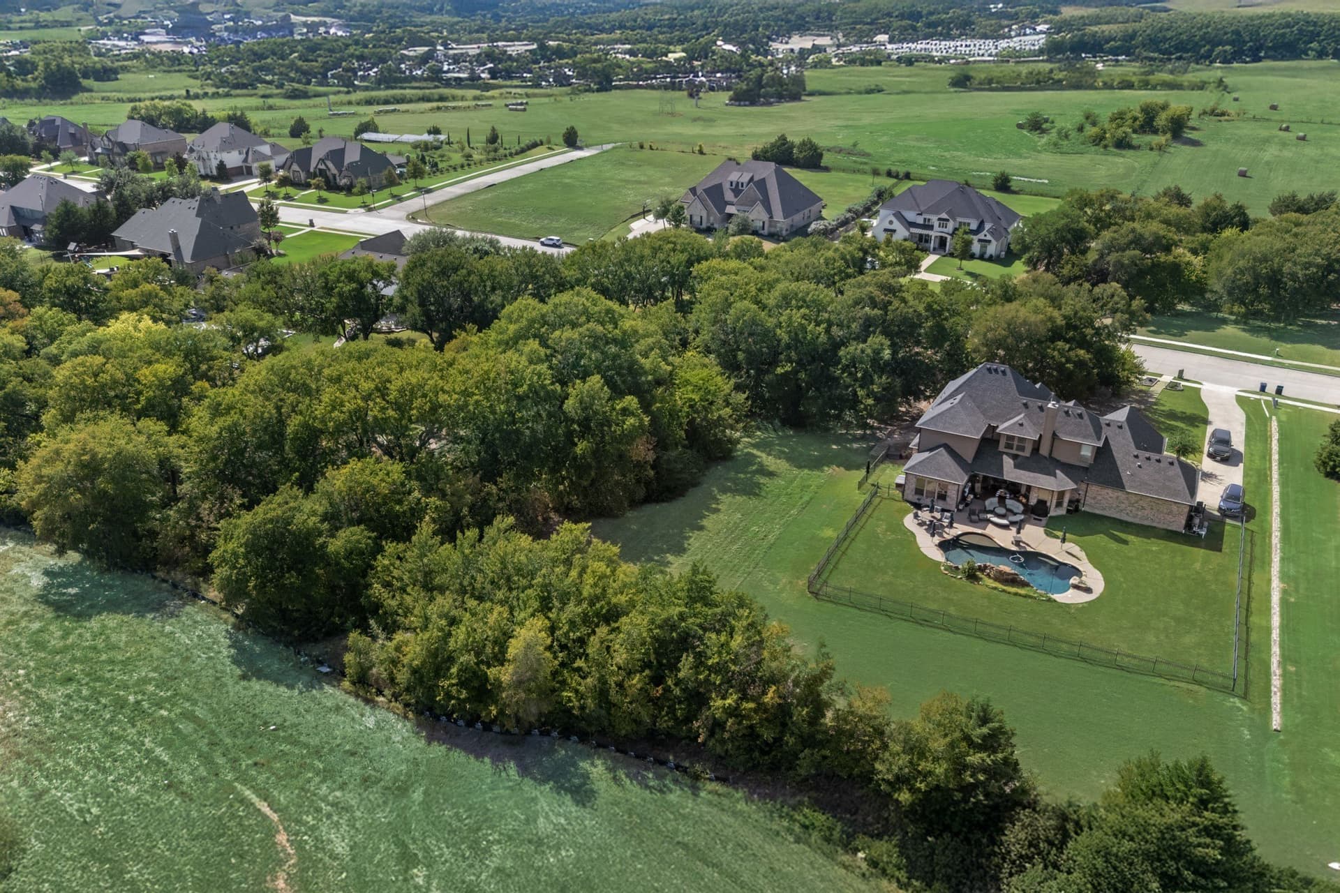0.8 acres in Rockwall County - photo 4