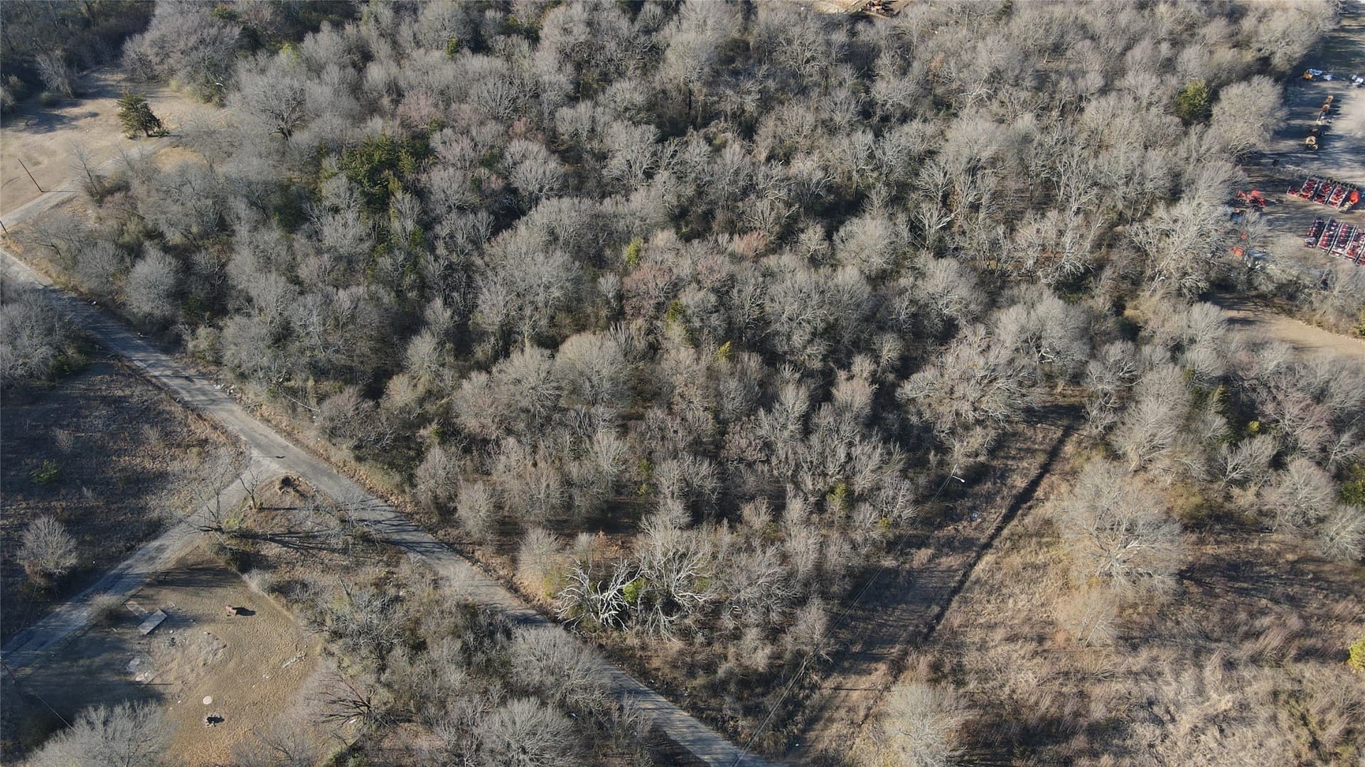 0.34 acres in Lamar County - photo 12