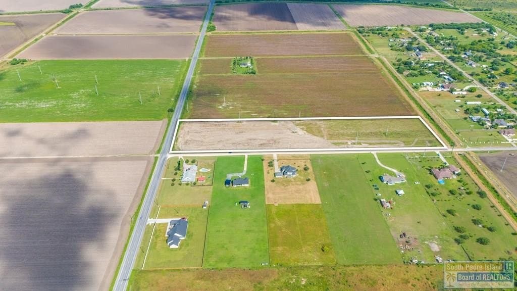 10 acres in Cameron County - photo 4