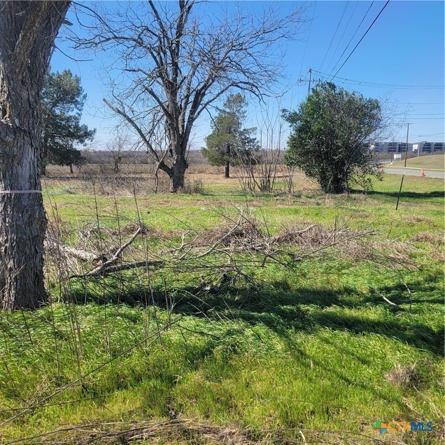 1.26 acres in Comal County - photo 10