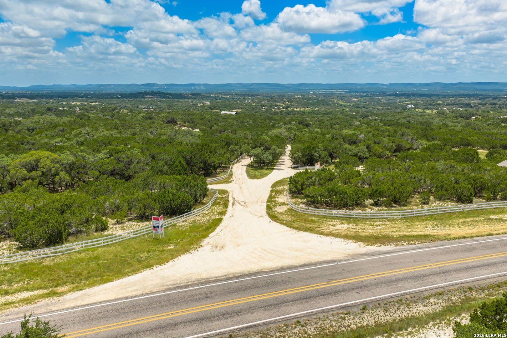9.75 acres in Bandera County - photo 14