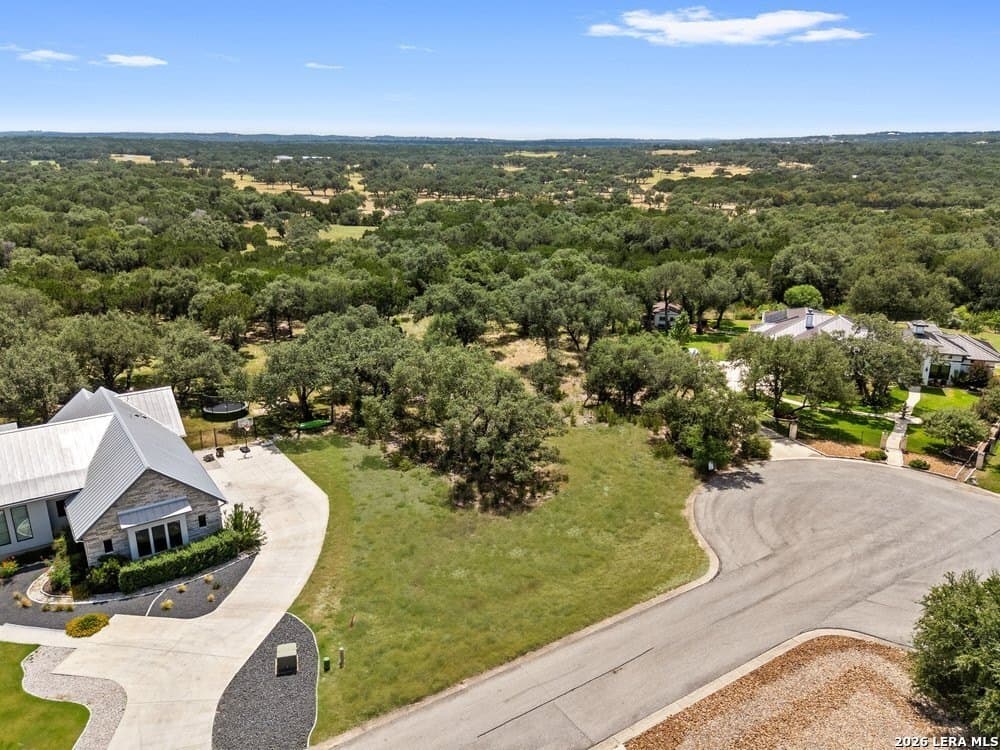 1.13 acres in Comal County - photo 4