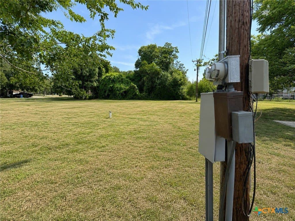 0.38 acres in Guadalupe County - photo 6