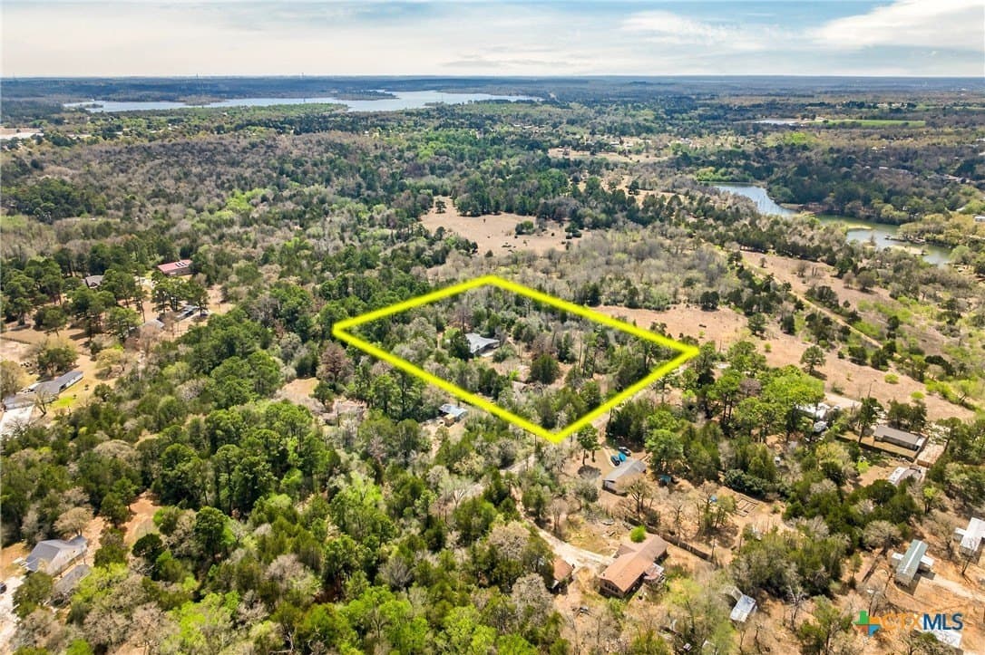 3.54 acres in Bastrop County gallery image 3