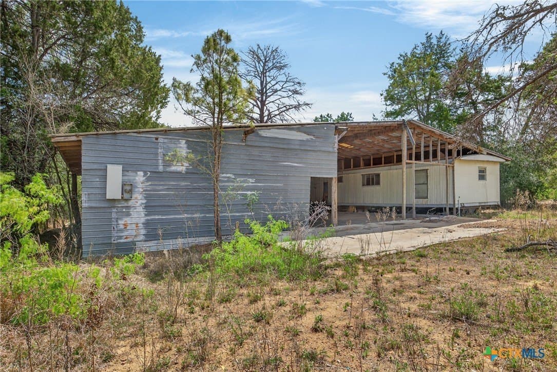 3.54 acres in Bastrop County - photo 9
