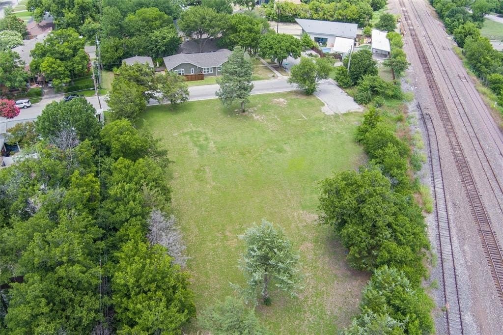 0.35 acres in Tarrant County gallery image 2