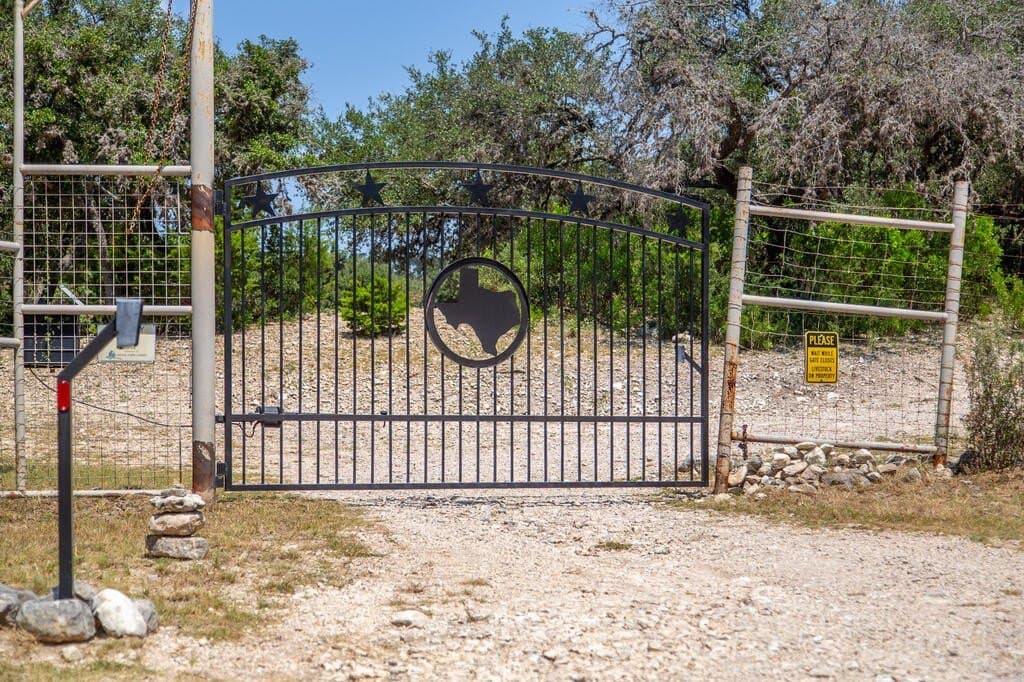 97.69 acres in Edwards County - photo 45