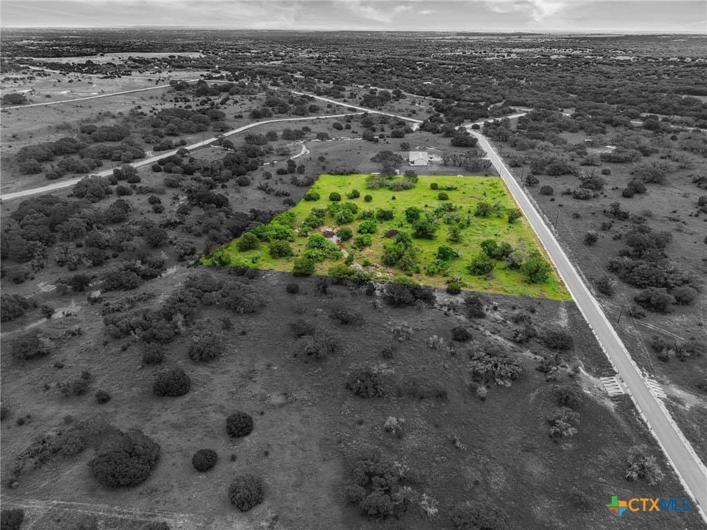 5.35 acres in Burnet County gallery image 4