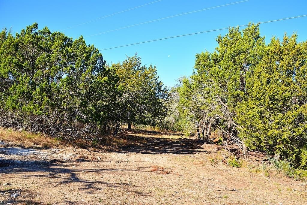 3.09 acres in Bandera County - photo 4