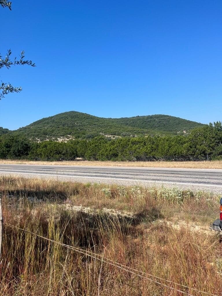 3.09 acres in Bandera County - photo 23