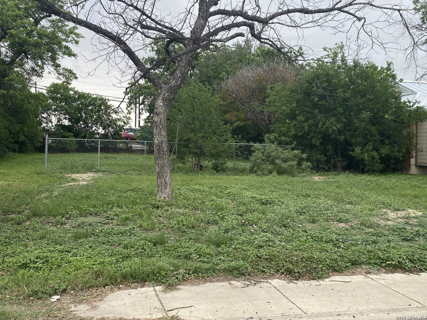 0.19 acres in Bexar County gallery image 3