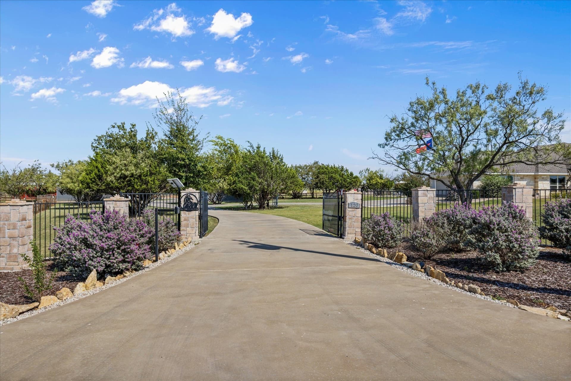 10 acres in Bosque County - photo 2
