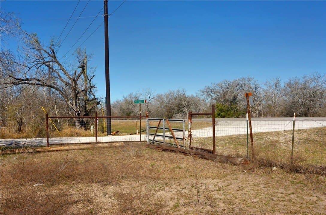 9.17 acres in Bee County featured view