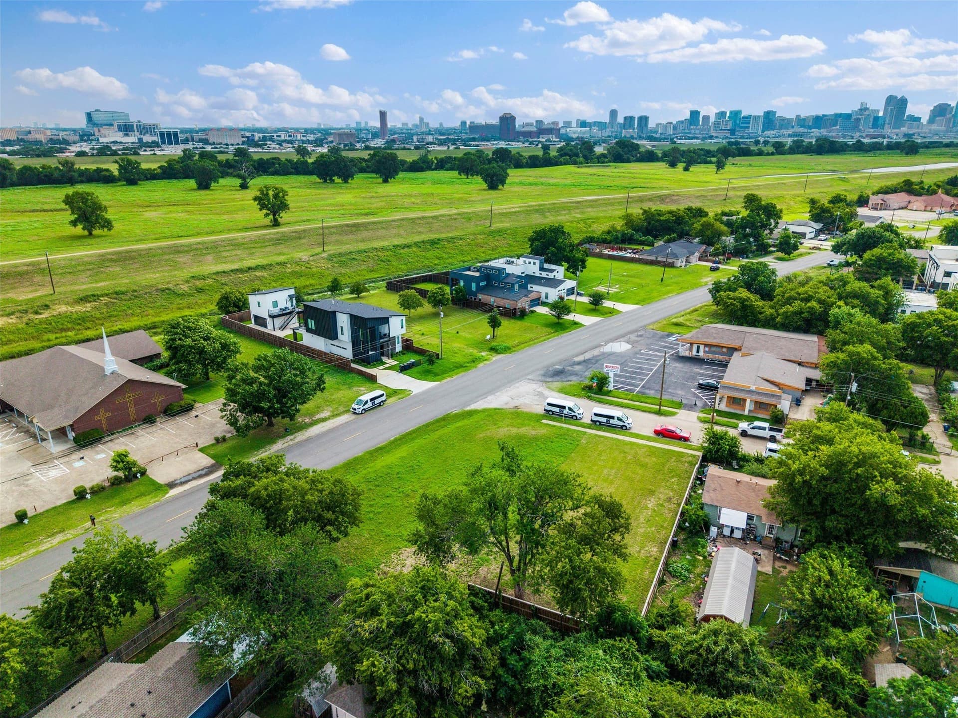 0.14 acres in Dallas County - photo 9