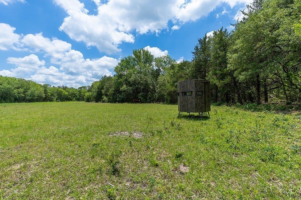 265.39 acres in Fayette County - photo 23