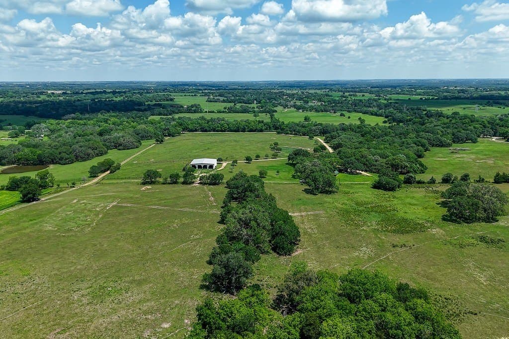 265.39 acres in Fayette County featured view