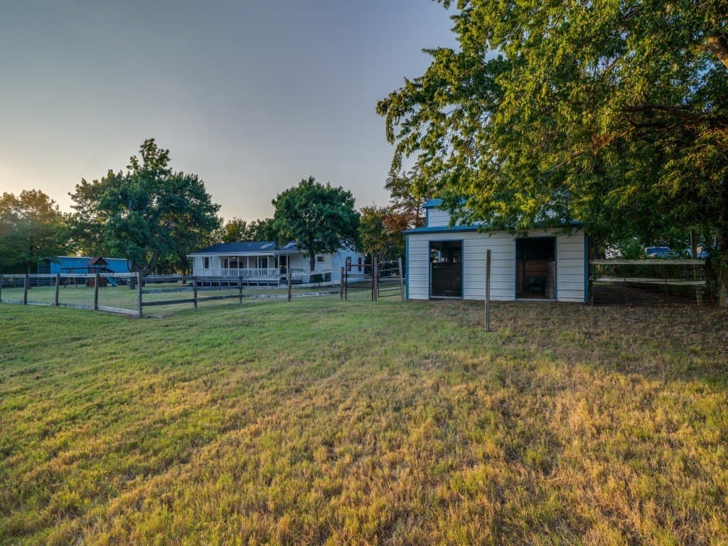 5.57 acres in Collin County - photo 8