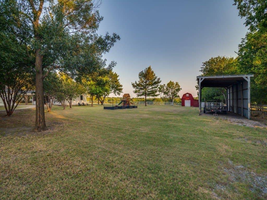 5.57 acres in Collin County - photo 9